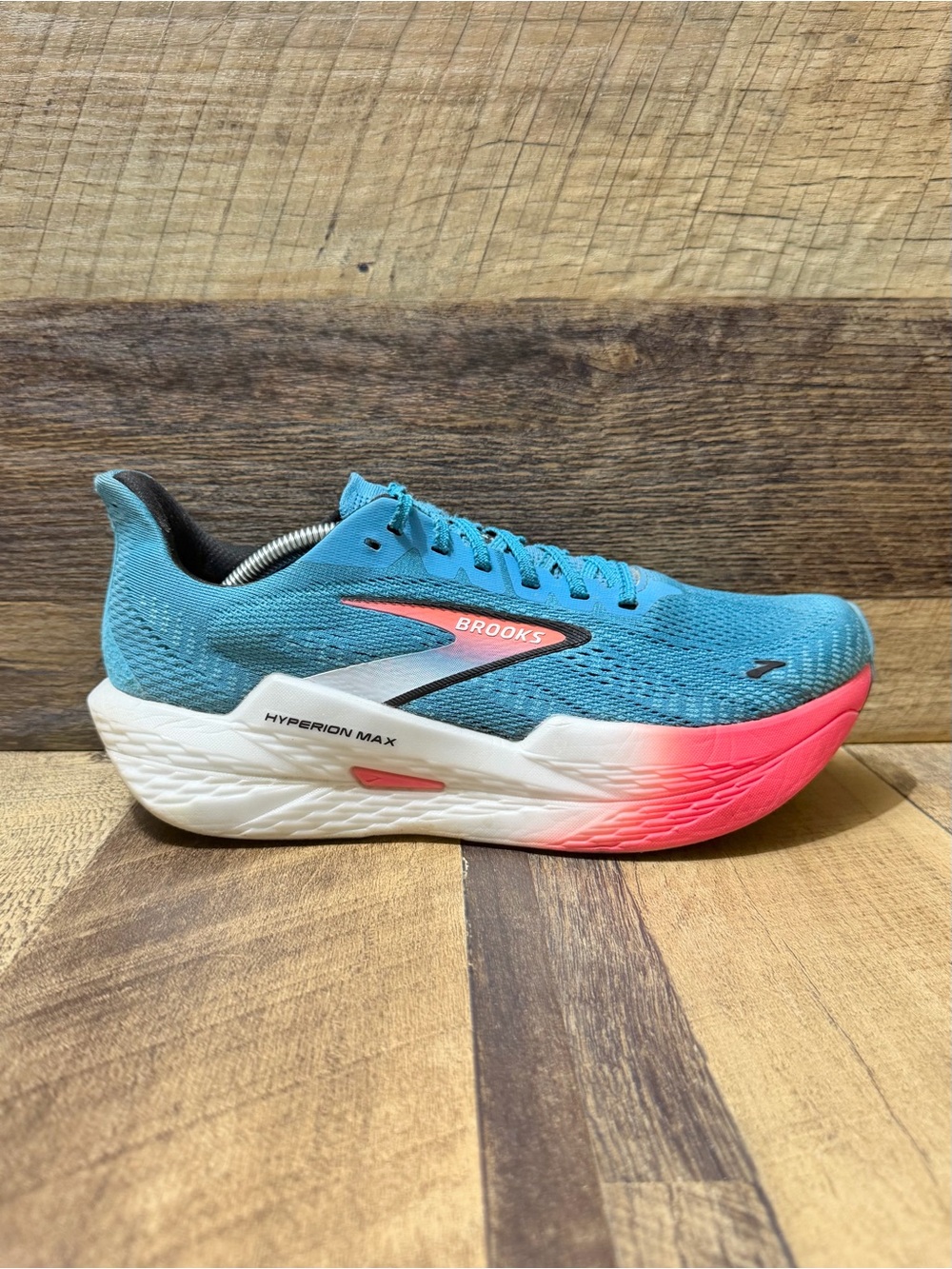 Brooks Hyperion Max 2 Athletic Running Sneakers Size 9.5 Women’s - 1204231B443